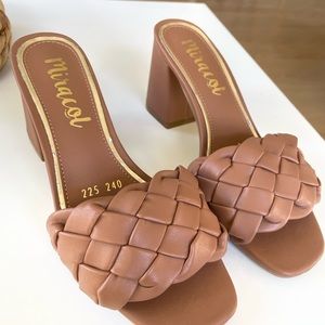 Braided design chunky mules